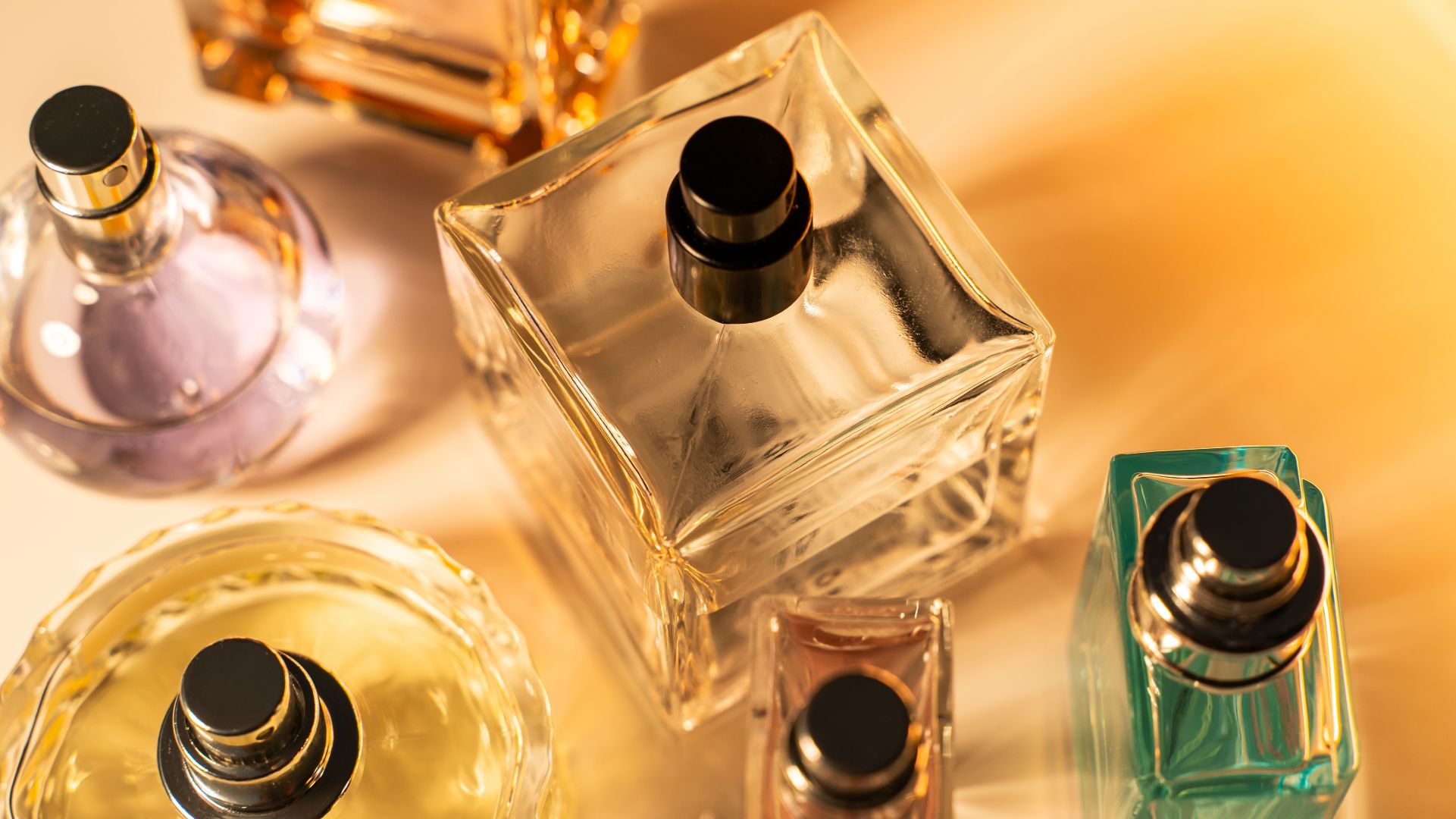 15 Best Original Perfumes in Pakistan That Smell Expensive
